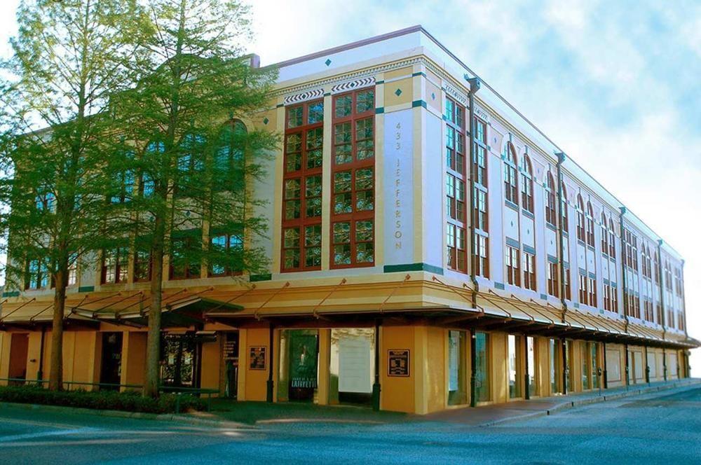 Travelodge By Wyndham Lafayette Exterior photo